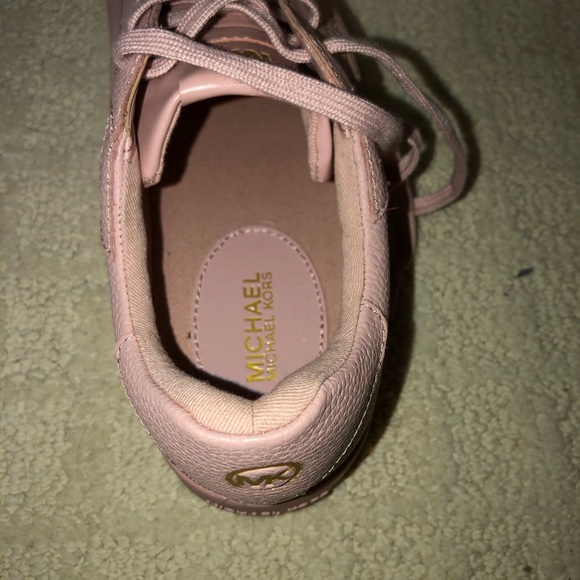 New w/ box dusty rose Michael Khors shoes size 7 - Picture 2 of 7